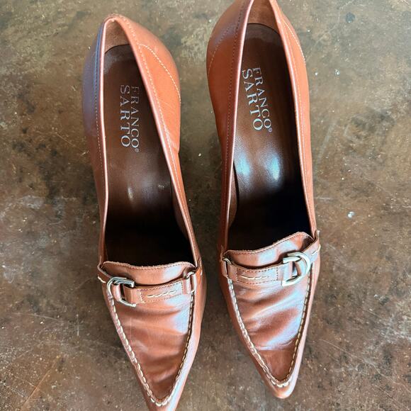 Franco Sarto Heels Leather Loafer Pumps Pointed Toe Buckle Cognac Tan Womens 10 - Picture 5 of 9